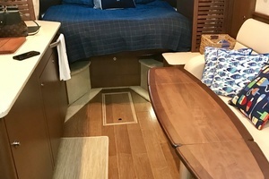2017 Sea Ray Sundancer 370 thumbnail 17