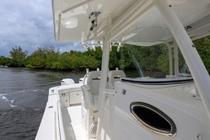 2019 Regulator Center Console thumbnail 29
