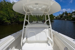 2019 Regulator Center Console thumbnail 20