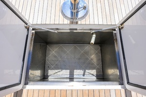 2003 American Custom Yachts thumbnail 19