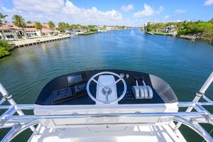 2003 American Custom Yachts thumbnail 63
