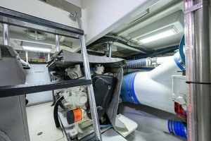 2003 American Custom Yachts thumbnail 79