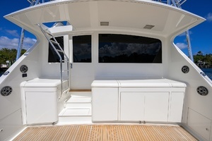 2003 American Custom Yachts thumbnail 16