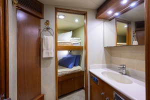 2003 American Custom Yachts thumbnail 52