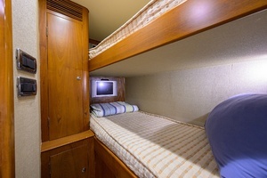 2003 American Custom Yachts thumbnail 51