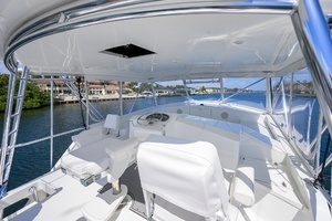 2003 American Custom Yachts thumbnail 36