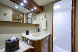 2003 American Custom Yachts thumbnail 60