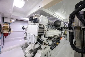 2003 American Custom Yachts thumbnail 68