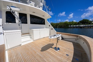 2003 American Custom Yachts thumbnail 13