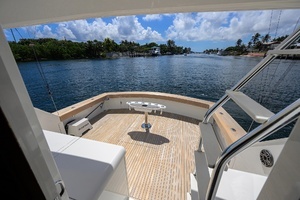 2003 American Custom Yachts thumbnail 12