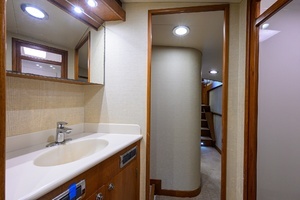 2003 American Custom Yachts thumbnail 53