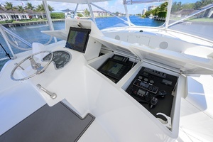 2003 American Custom Yachts thumbnail 41
