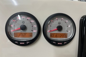 25ft Boston Whaler Yacht For Sale