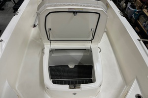 25ft Boston Whaler Yacht For Sale