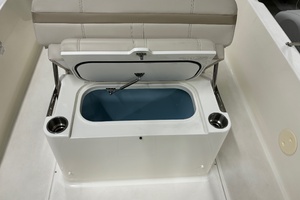 25ft Boston Whaler Yacht For Sale