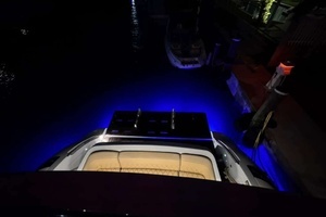 2014 Azimut 64 thumbnail 6