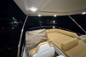 2014 Azimut 64 thumbnail 11