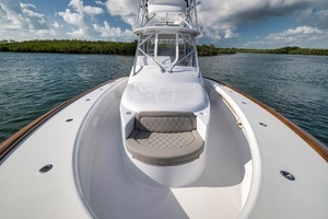 2022 Winter Custom Yachts 38 Walk Around thumbnail 14