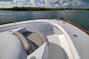 2022 Winter Custom Yachts 38 Walk Around thumbnail 12