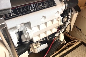 44ft Carver Yacht For Sale