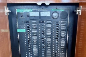 44ft Carver Yacht For Sale