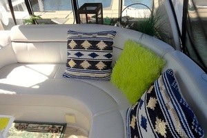 44ft Carver Yacht For Sale