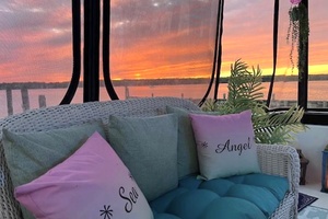 44ft Carver Yacht For Sale