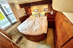 44ft Carver Yacht For Sale
