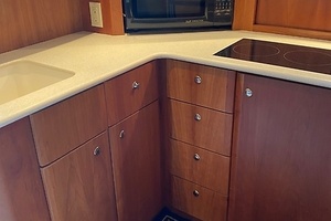 33ft Silverton Yacht For Sale