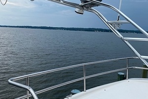 33ft Silverton Yacht For Sale
