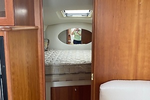 33ft Silverton Yacht For Sale