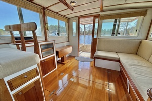 Saloon Starboard