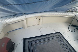 1981 Hatteras 43 Convertible thumbnail 5