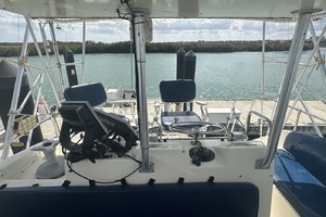 1981 Hatteras 43 Convertible thumbnail 15
