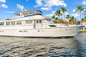 1989 Hatteras Motor Yacht thumbnail 2