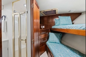 1989 Hatteras Motor Yacht thumbnail 22