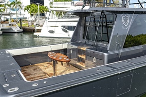 52FT (15.85M) GULF CROSSER