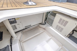 52FT (15.85M) GULF CROSSER