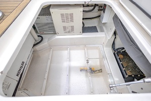 52FT (15.85M) GULF CROSSER