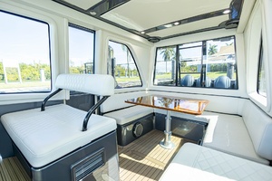 52FT (15.85M) GULF CROSSER