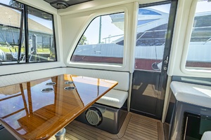 52FT (15.85M) GULF CROSSER