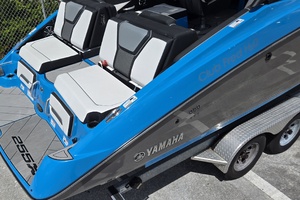 Photo 6028245 for 2022 Yamaha Boats 255XD  