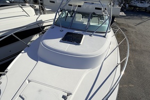 26ft Boston Whaler Yacht For Sale