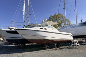 26ft Boston Whaler Yacht For Sale