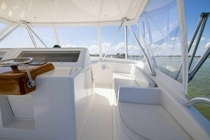 2007 Viking 52 Convertible thumbnail 3