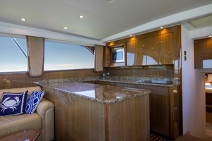 2007 Viking 52 Convertible thumbnail 15