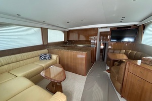 2007 Viking 52 Convertible thumbnail 10