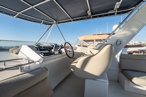 2004 Navigator 5700 Rival Pilothouse thumbnail 12