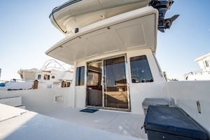 2004 Navigator 5700 Rival Pilothouse thumbnail 7
