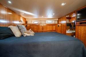 2004 Navigator 5700 Rival Pilothouse thumbnail 33
